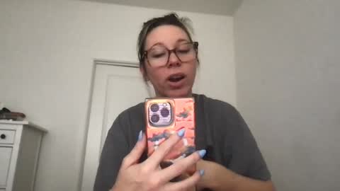 Daphne Summers online show from December 17, 2025, 5:30 pm