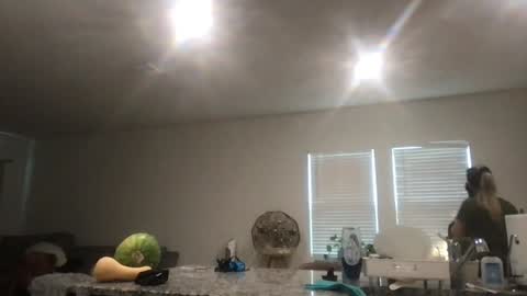 Daphne Summers online show from April 15, 2026, 7:58 pm