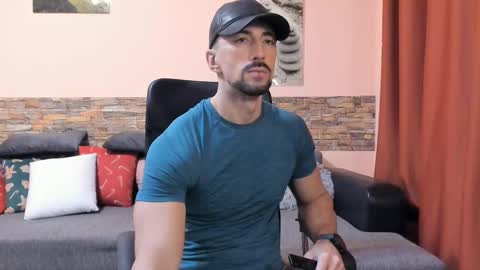 TexasHUNK online show from February 13, 2025, 9:41 am