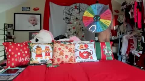 Snapshot of texaspeach69 chatting on December 28, 2024, 9:30 pm peachy online show from December 28, 2024, 9:30 pm