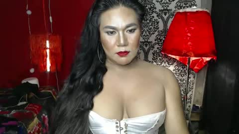 Snapshot of tgurcumqueensize chatting on March 3, 2025, 8:54 pm trexie online show from March 3, 2025, 8:54 pm