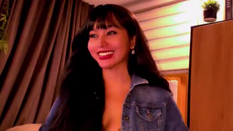 Snapshot of th3r3sa chatting on December 5, 2024, 3:15 am th3r3sa online show from December 5, 2024, 3:15 am