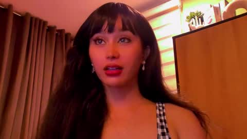 Snapshot of th3r3sa chatting on February 2, 2025, 2:34 pm th3r3sa online show from February 2, 2025, 2:34 pm