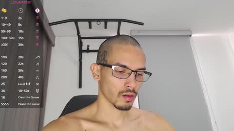 INSTAGRAM   Th1rss online show from February 10, 2025, 1:11 pm