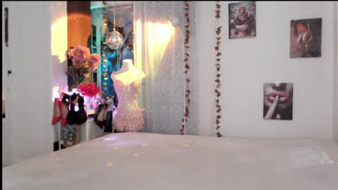 Ana online show from May 23, 2026, 3:23 am