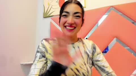 Snapshot of thailycherry chatting on February 28, 2025, 8:28 pm Thaily online show from February 28, 2025, 8:28 pm