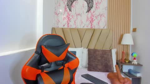 Sweet Thais  online show from July 13, 2026, 4:10 pm