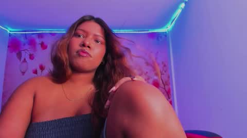 Andreina online show from October 4, 2025, 3:37 am