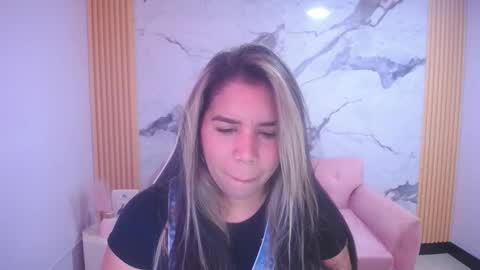 Thalia online show from March 14, 2026, 12:43 pm