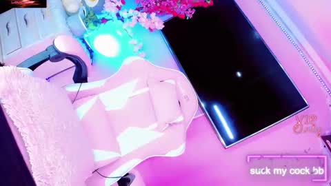 Snapshot of thalia_gil21 chatting on February 22, 2026, 2:02 am Thalia Girl online show from February 22, 2026, 2:02 am