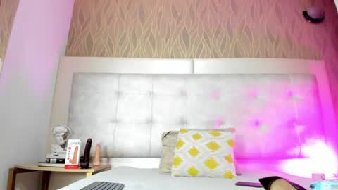 Snapshot of thaliawest chatting on June 24, 2026, 12:15 pm ThaliaWest online show from June 24, 2026, 12:15 pm