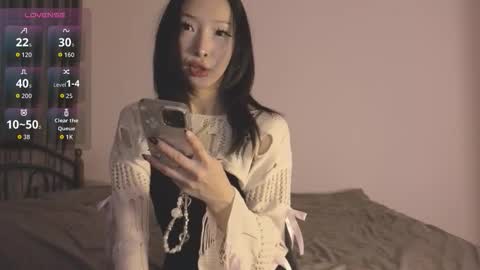 thanos_world1321002 online show from September 18, 2025, 9:39 pm