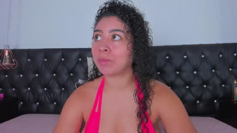 thara webstter online show from January 7, 2025, 11:37 am