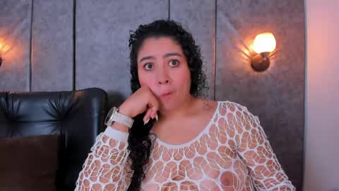 thara webstter online show from April 17, 2026, 11:46 am