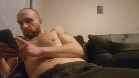 Snapshot of thatman1997655 chatting on February 28, 2026, 10:05 am thatman1997655 online show from February 28, 2026, 10:05 am