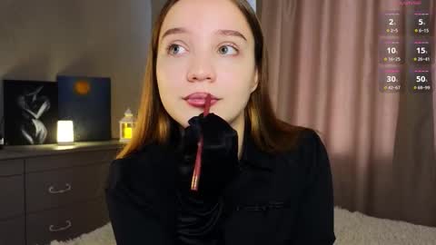 Snapshot of thatonerabbit chatting on October 13, 2025, 11:10 am Alice online show from October 13, 2025, 11:10 am