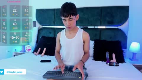 Snapshot of thayler_jones chatting on January 16, 2025, 11:15 am Thayler online show from January 16, 2025, 11:15 am