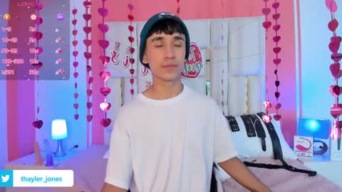 Snapshot of thayler_jones chatting on February 24, 2025, 11:21 am Thayler online show from February 24, 2025, 11:21 am