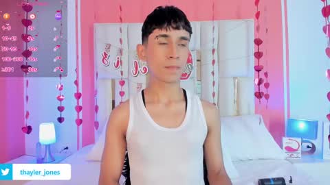 Snapshot of thayler_jones chatting on February 27, 2025, 11:20 am Thayler online show from February 27, 2025, 11:20 am