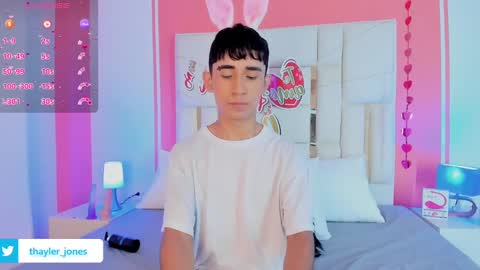 Snapshot of thayler_jones chatting on March 3, 2025, 11:22 am Thayler online show from March 3, 2025, 11:22 am