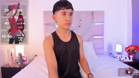 Snapshot of thayler_jones chatting on September 16, 2025, 11:11 am Thayler online show from September 16, 2025, 11:11 am