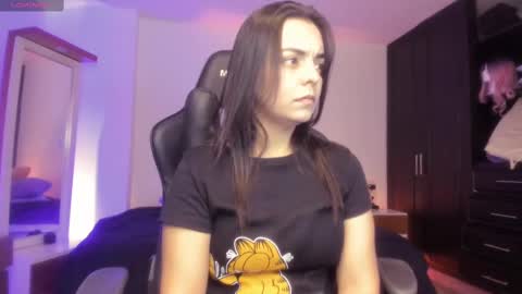 Snapshot of thays_mawakye01 chatting on March 9, 2025, 4:11 pm Paola online show from March 9, 2025, 4:11 pm