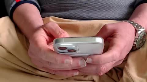 Snapshot of the1pocketrocket chatting on February 7, 2026, 1:59 pm the1pocketrocket online show from February 7, 2026, 1:59 pm