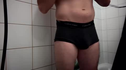 the_delicious_19 online show from October 16, 2025, 4:30 pm