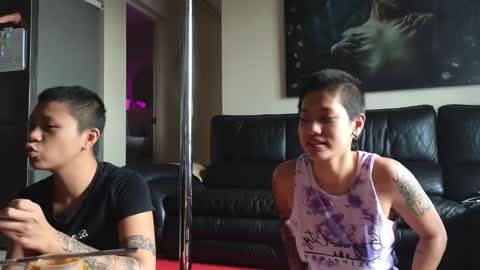 Snapshot of the_emmarouge chatting on December 15, 2024, 12:29 am the_emmarouge online show from December 15, 2024, 12:29 am