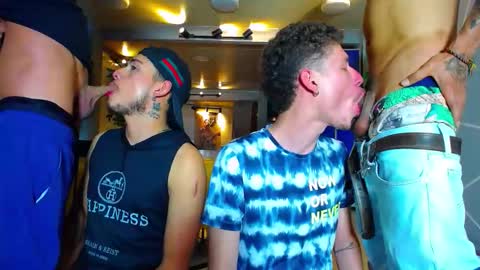 the goodfellas online show from November 7, 2025, 8:20 pm