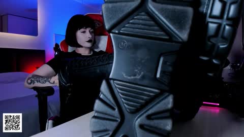 Snapshot of the_inamorata chatting on September 18, 2025, 9:28 pm Goddess Misha online show from September 18, 2025, 9:28 pm