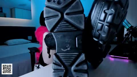 Snapshot of the_inamorata chatting on November 4, 2025, 9:03 pm Goddess Misha online show from November 4, 2025, 9:03 pm