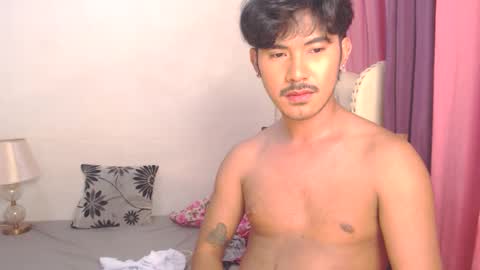 Snapshot of the_killian_jones chatting on February 21, 2025, 7:54 pm ken online show from February 21, 2025, 7:54 pm