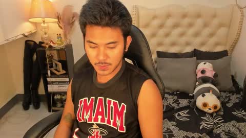 Snapshot of the_killian_jones chatting on November 22, 2025, 2:16 pm ken online show from November 22, 2025, 2:16 pm