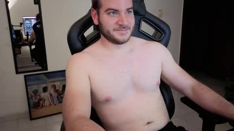 Snapshot of the_king74 chatting on September 21, 2025, 9:27 pm the_king74 online show from September 21, 2025, 9:27 pm