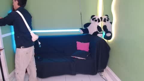 Snapshot of the_muderer chatting on December 1, 2025, 12:32 pm murderer online show from December 1, 2025, 12:32 pm