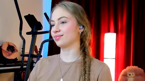 Ally    STREAMING ON TWITCH NOW Check my Twitter for updates online show from October 8, 2025, 8:12 am