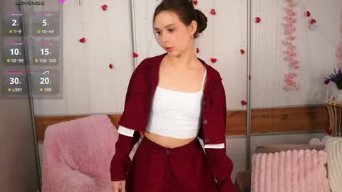 My name is Cynthia and Im very happy to see you in my sweet room  online show from April 17, 2026, 2:36 am