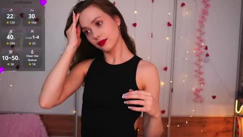 Snapshot of the_truewoman_show chatting on May 8, 2026, 3:12 am My name is Cynthia and Im very happy to see you in my sweet room online show from May 8, 2026, 3:12 am