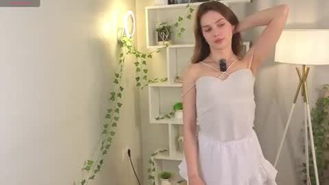Snapshot of the_truewoman_show chatting on June 16, 2026, 3:09 am My name is Cynthia and Im very happy to see you in my sweet room online show from June 16, 2026, 3:09 am