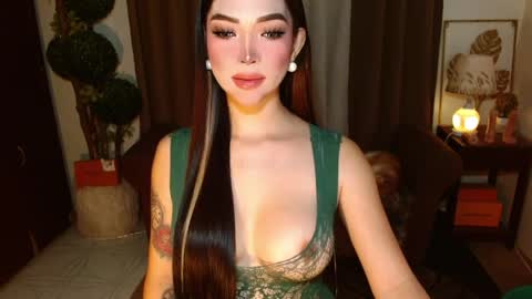 thea_whong online show from April 2, 2026, 3:48 am