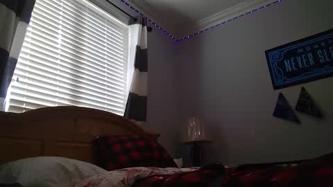 theamezcua98 online show from January 24, 2025, 10:08 pm