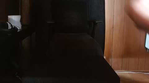 Snapshot of thebarefootgamer chatting on November 3, 2025, 2:18 pm Blue and Red online show from November 3, 2025, 2:18 pm