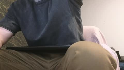 Snapshot of thebestmuscles chatting on January 18, 2025, 5:15 pm John online show from January 18, 2025, 5:15 pm