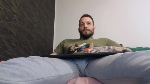 Snapshot of thebestmuscles chatting on March 2, 2025, 9:31 am John online show from March 2, 2025, 9:31 am