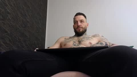 Snapshot of thebestmuscles chatting on March 9, 2025, 7:34 am John online show from March 9, 2025, 7:34 am