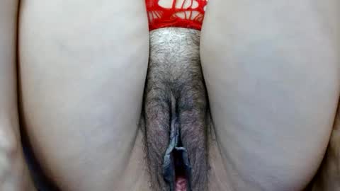 Snapshot of thebestpussyhairy chatting on December 13, 2024, 2:32 am Karla online show from December 13, 2024, 2:32 am