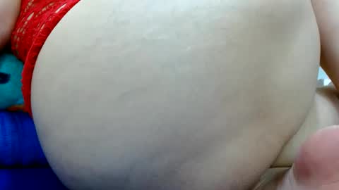 Snapshot of thebestpussyhairy chatting on March 1, 2025, 1:40 pm Karla online show from March 1, 2025, 1:40 pm