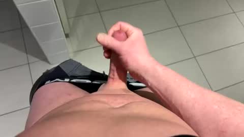 Snapshot of thebodythefeet chatting on February 13, 2026, 3:19 pm thebodythefeet online show from February 13, 2026, 3:19 pm