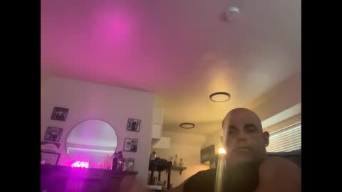 Snapshot of thebuzz777 chatting on September 18, 2025, 11:51 pm theBuzz777 online show from September 18, 2025, 11:51 pm